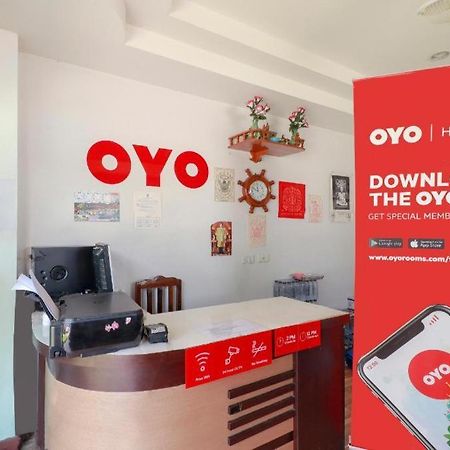 Oyo 799 Pudsadee Hotel Чиангмай Экстерьер фото